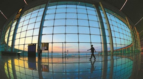 Point-Supported Glass Curtain Wall