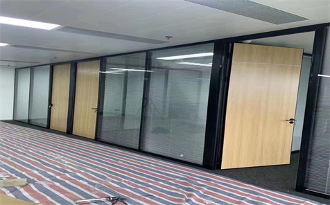 Double Glass Partition Wall with Insert Shutter