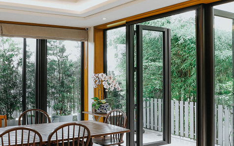 Aluminum alloy glass swing door