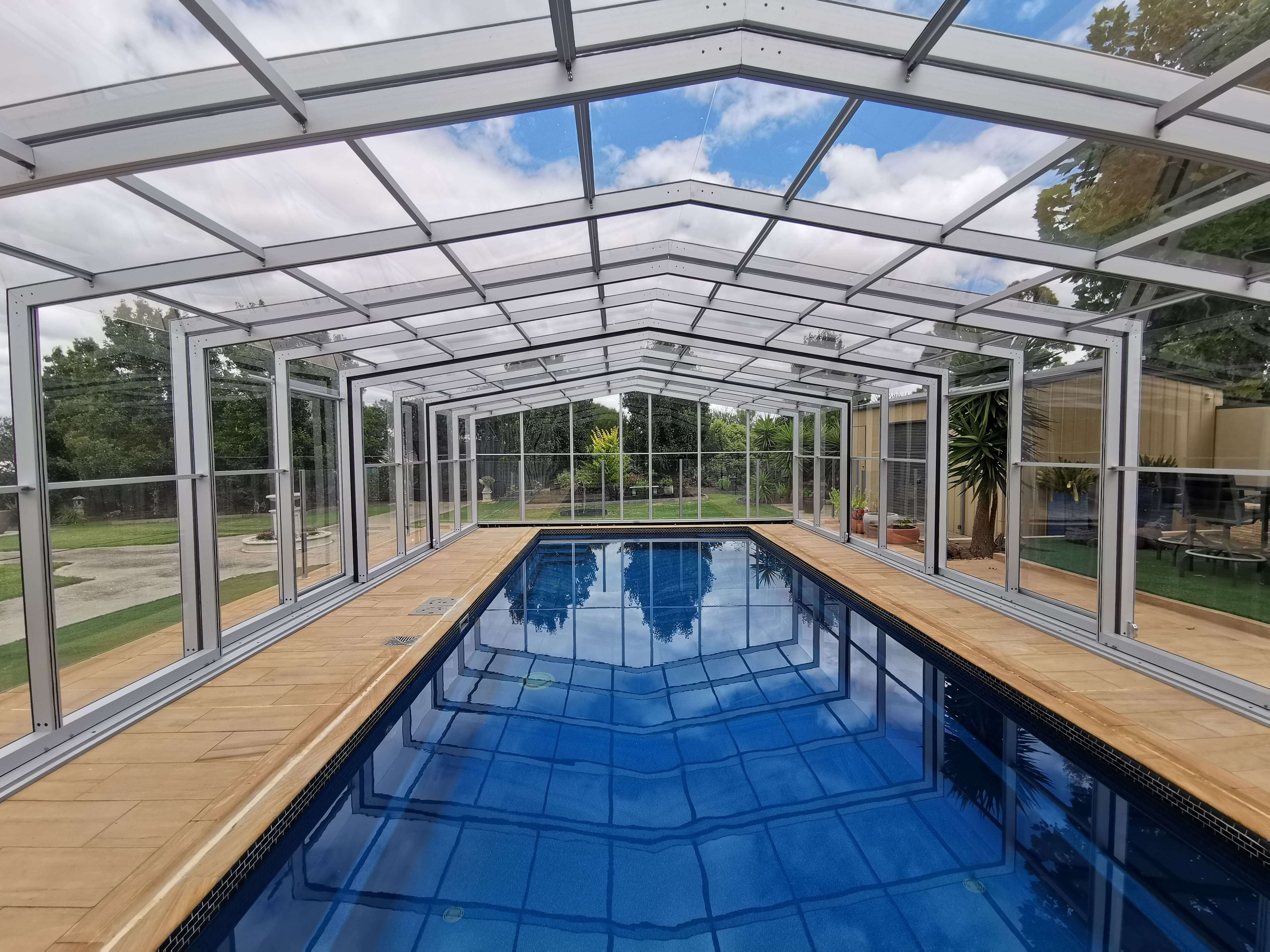 Excelite Outdoor Retractable And Convenient Glass Pool Enclosures