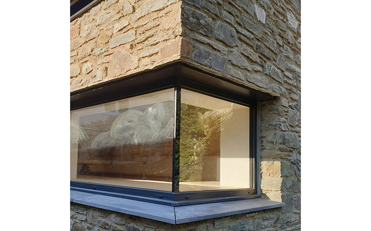 Corner Windows For Houses And Office Buildings