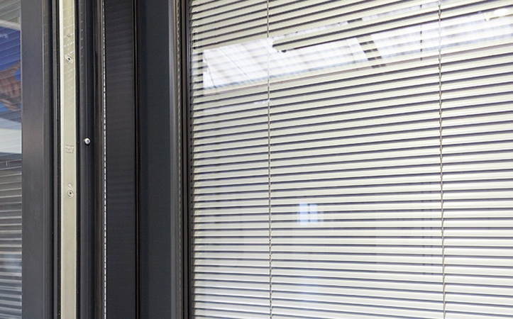 Internal Blinds Glass Partition Wall