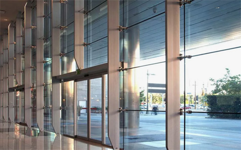 Glass Curtain Wall For Commercial Building Glass Facade Window Wall Tempered Low-E Spider For School And Hospital