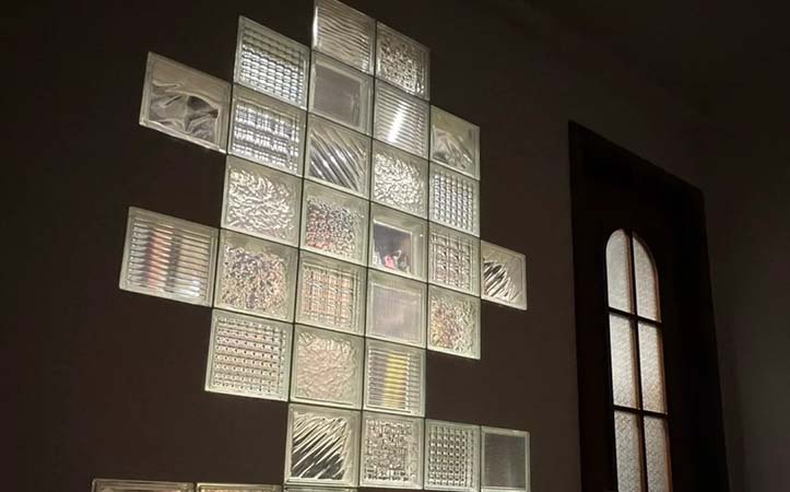 Benefits of Colored, Frosted & Patterned Glass Blocks